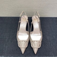 발렌티노 신상 샌들 2S0S28  그레이